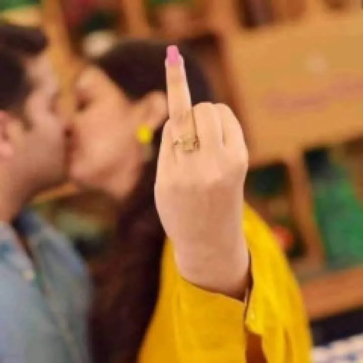 Selfesh Star Photo On Jungo Live