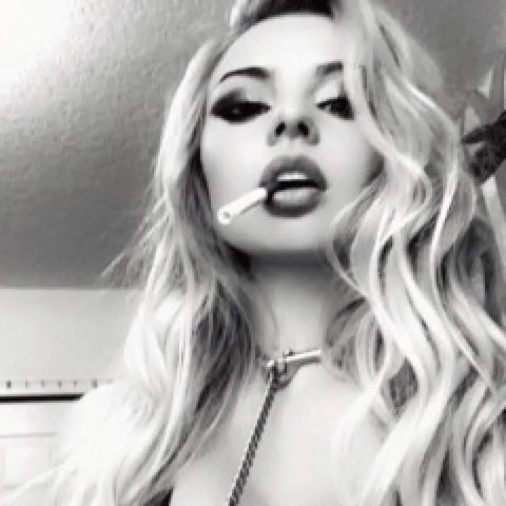 Emma Smith Photo On Jungo Live