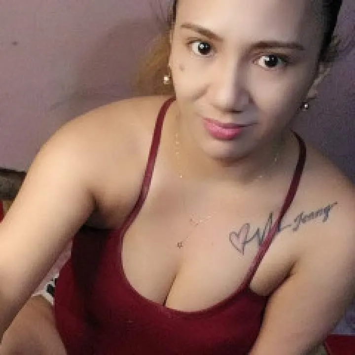 Ivhone And Thom Photo On Jungo Live