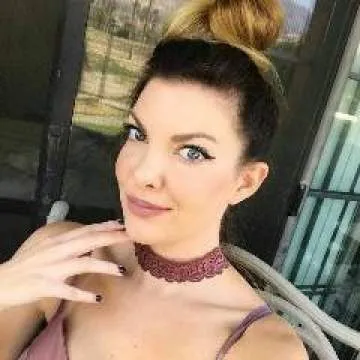 Whitney89 Photo On Jungo Live