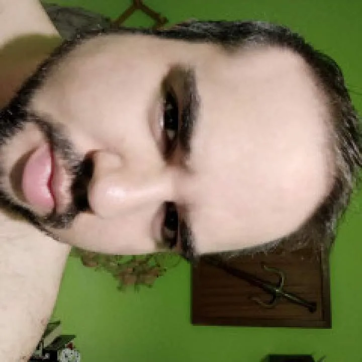 Cris Photo On Jungo Live