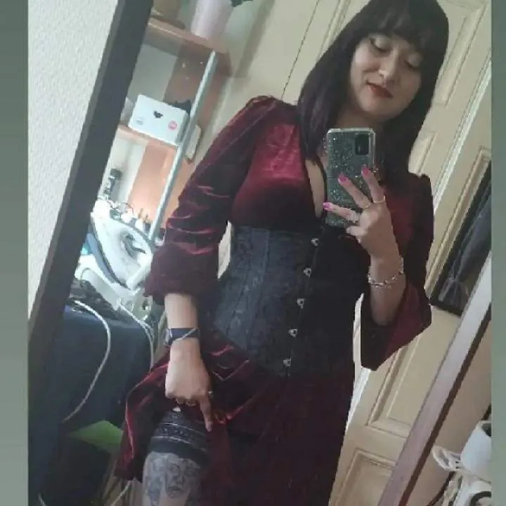 Evelyn Photo On Jungo Live