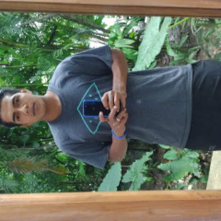 Héctor.mll Photo On Jungo Live