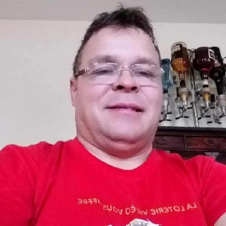 Guy Photo On Jungo Live