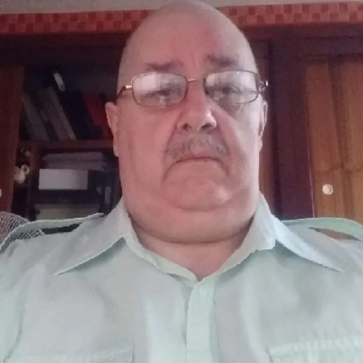 Paulg.... Photo On Jungo Live