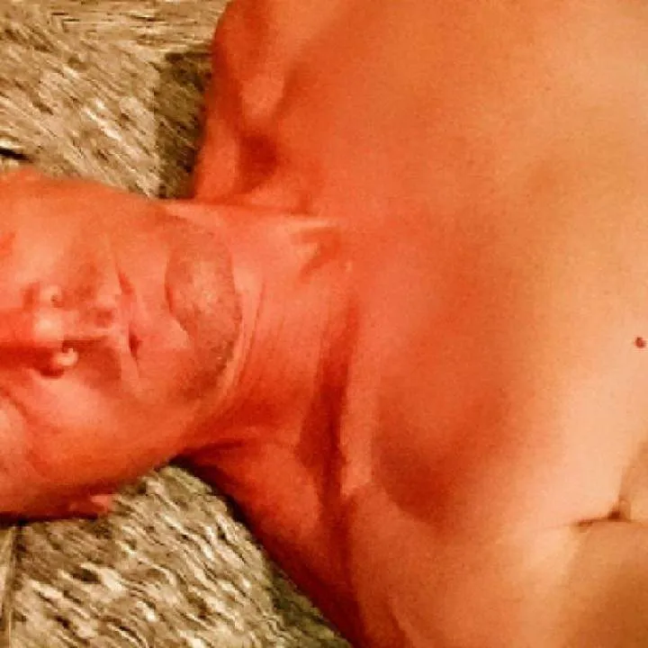 Yohanson Photo On Jungo Live