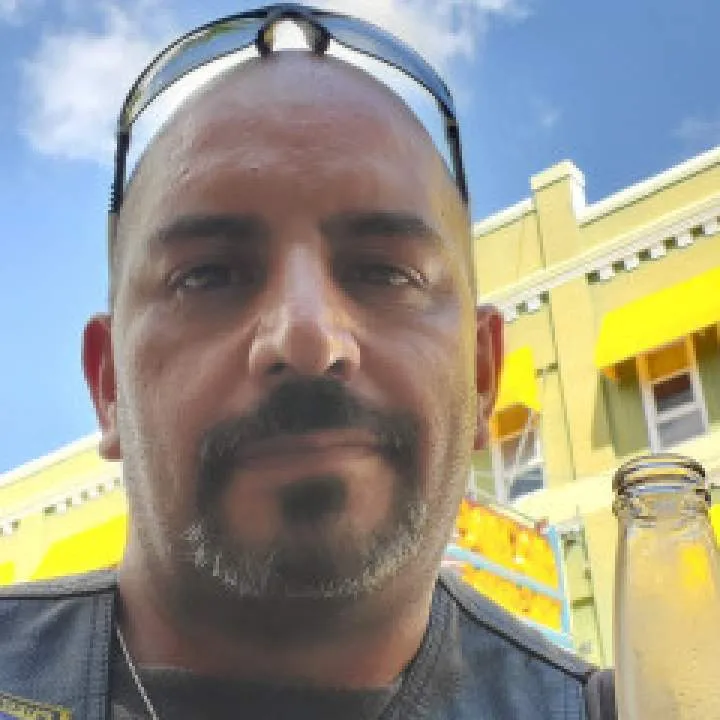 Gene Photo On Jungo Live