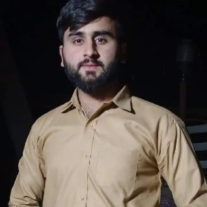 Khan Gee Photo On Jungo Live