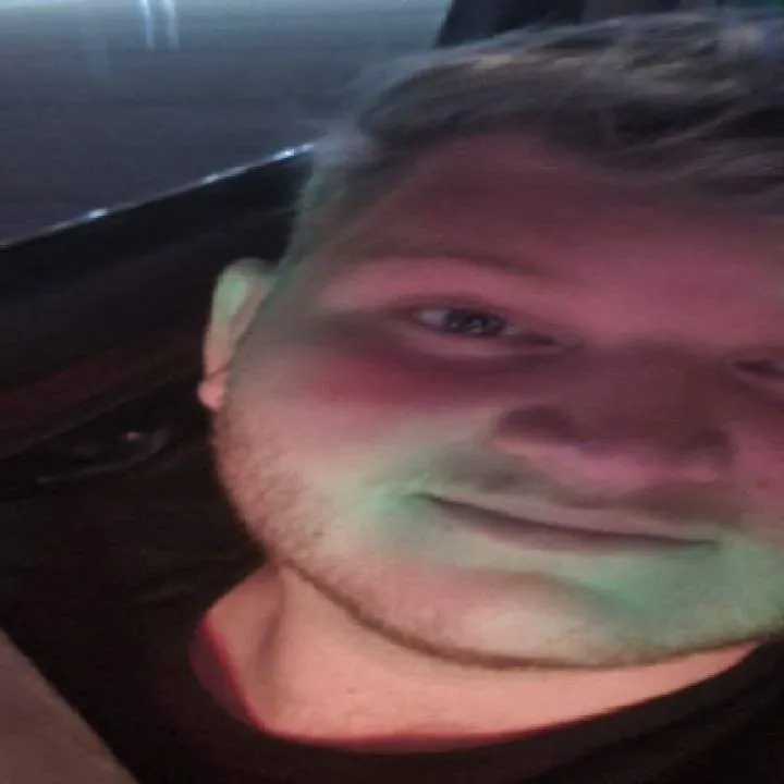 Johnnyboi Photo On Jungo Live