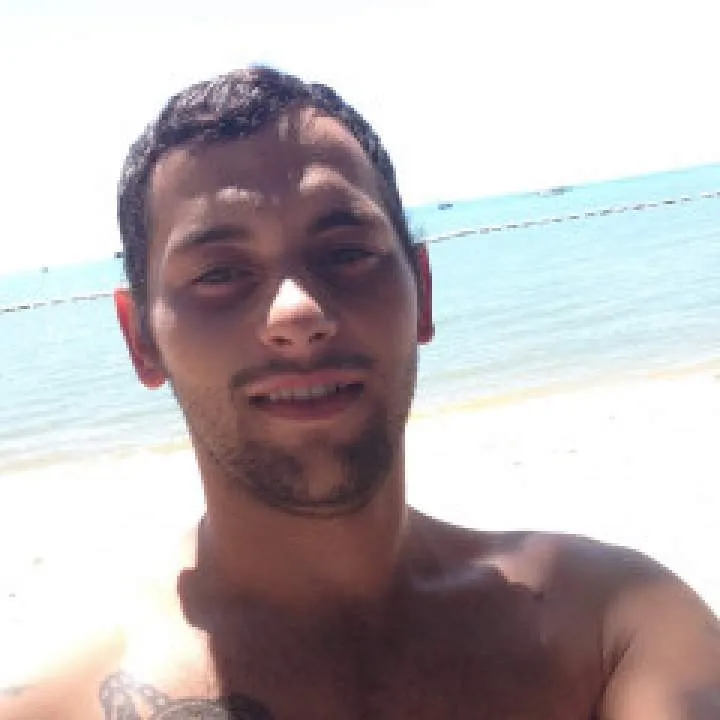 Henry Elliott Photo On Jungo Live