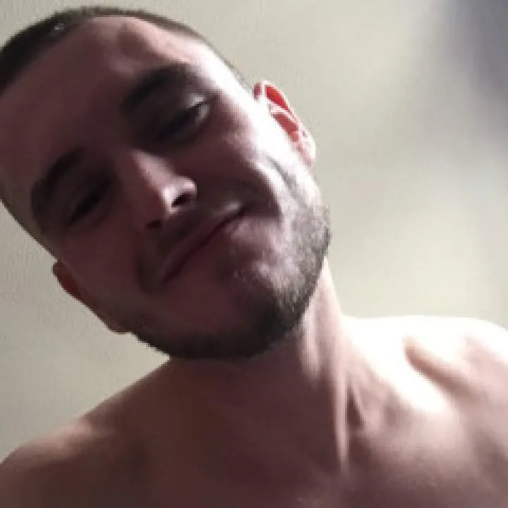 Lee Photo On Jungo Live