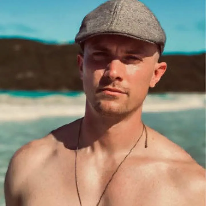 Chris Photo On Jungo Live