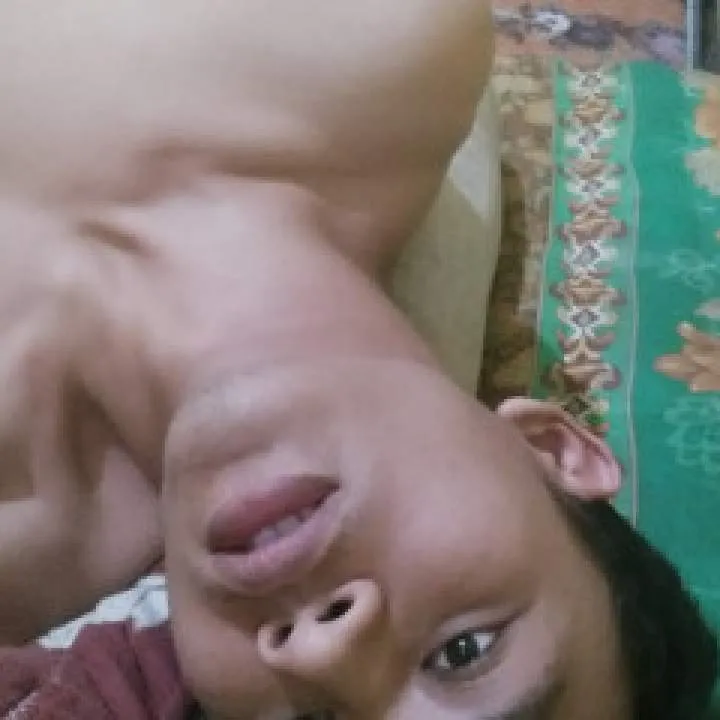 Aprril Photo On Jungo Live