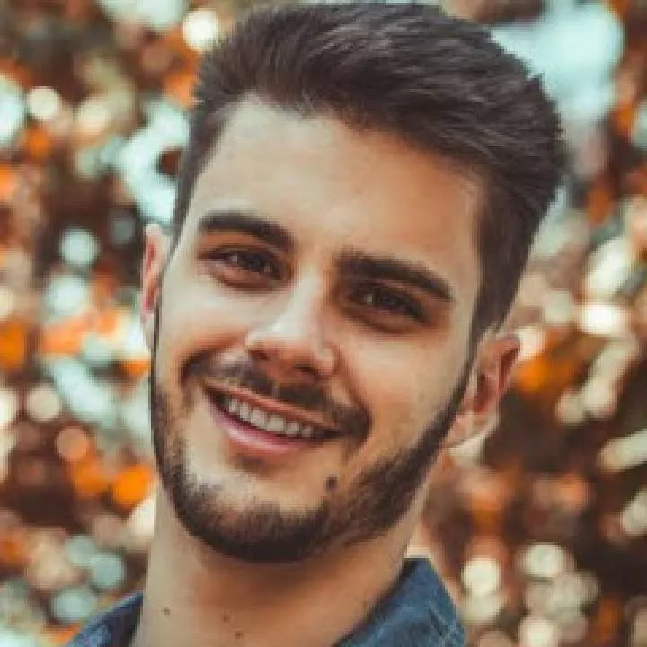 Taha Photo On Jungo Live