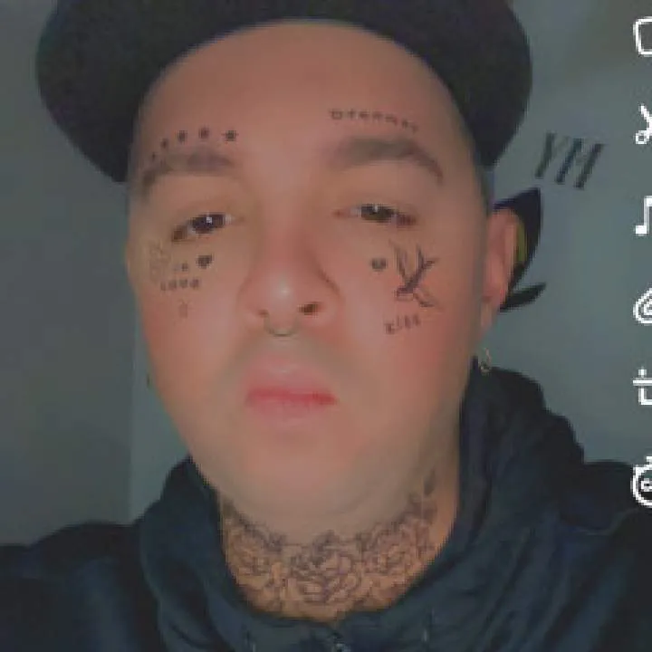 Kevin12 Photo On Jungo Live