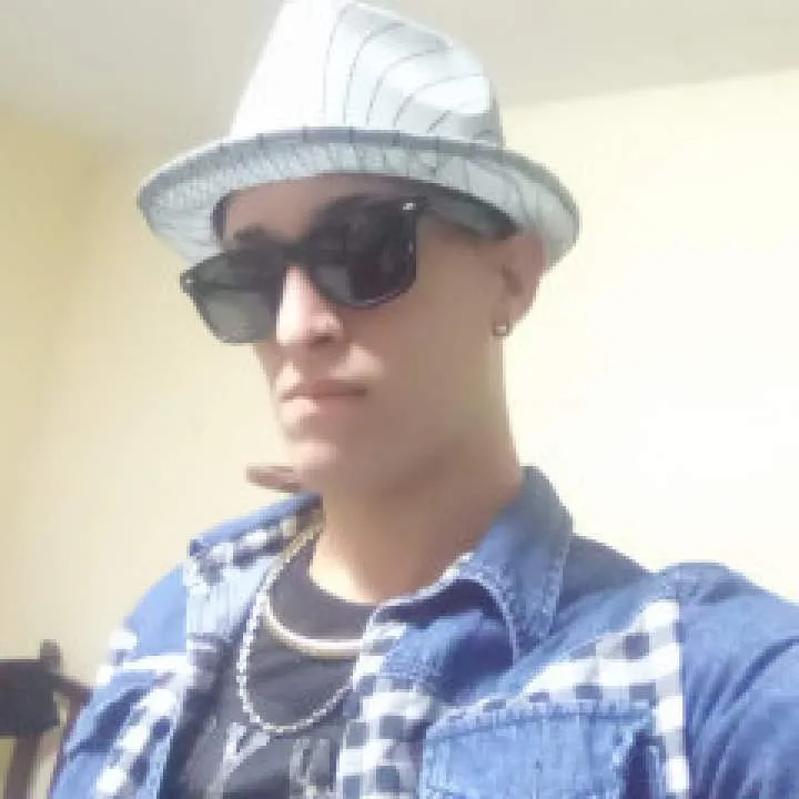 Royler Photo On Jungo Live