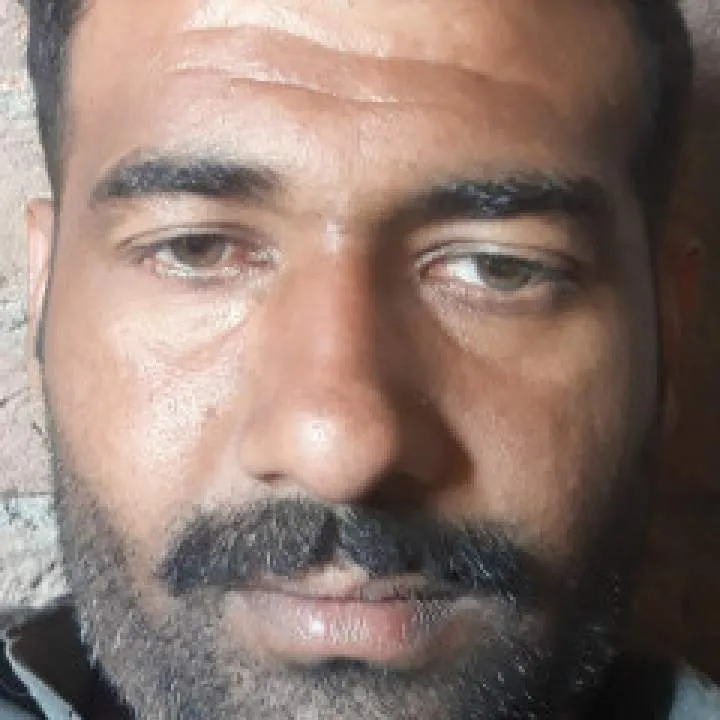 Hasnain Photo On Jungo Live