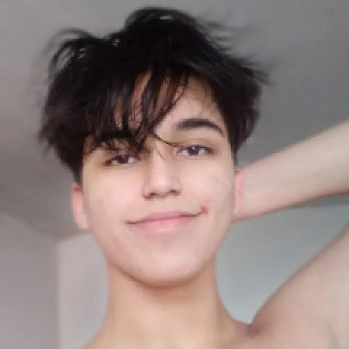 Maximo.... Photo On Jungo Live