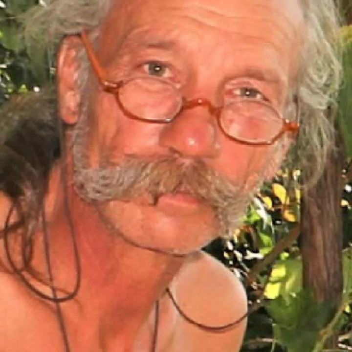 Tmur Photo On Jungo Live