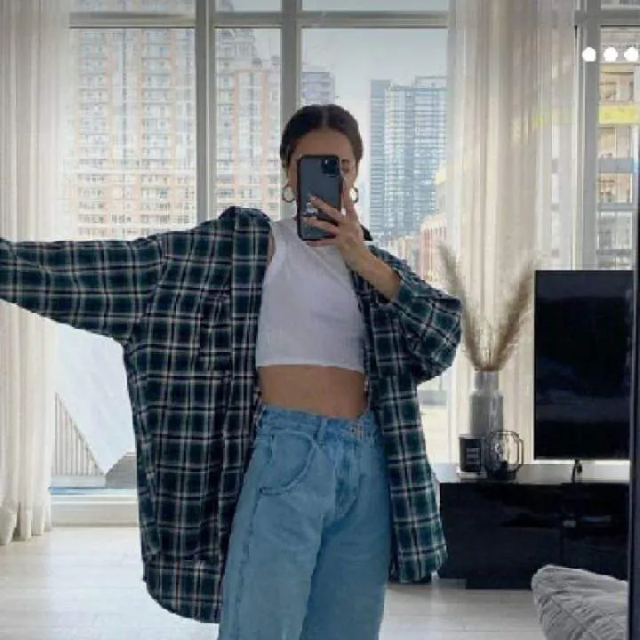 Aria33 Photo On Jungo Live