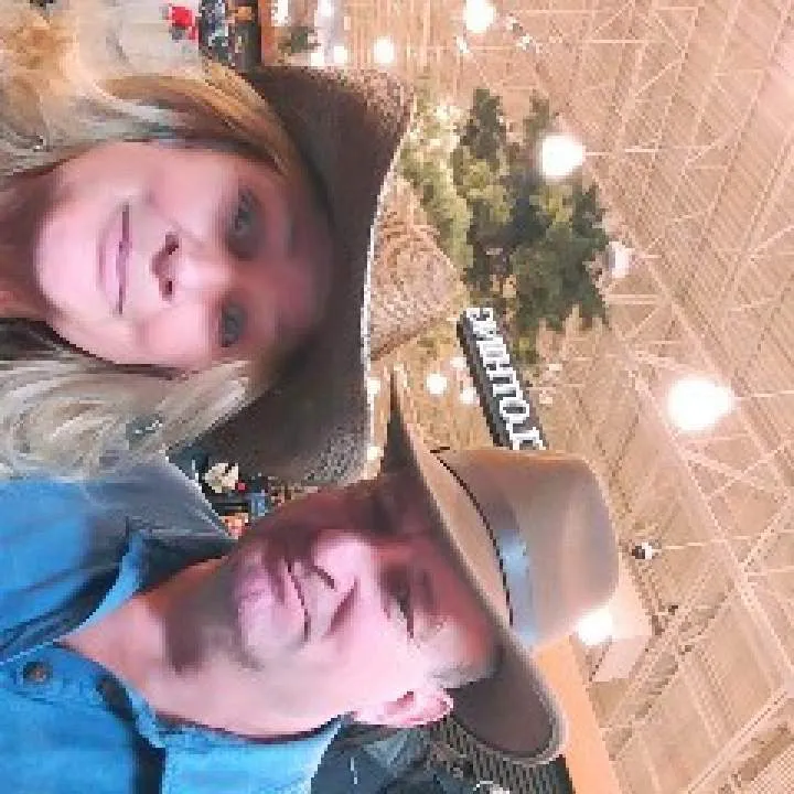 Deb And Rich Photo On Jungo Live