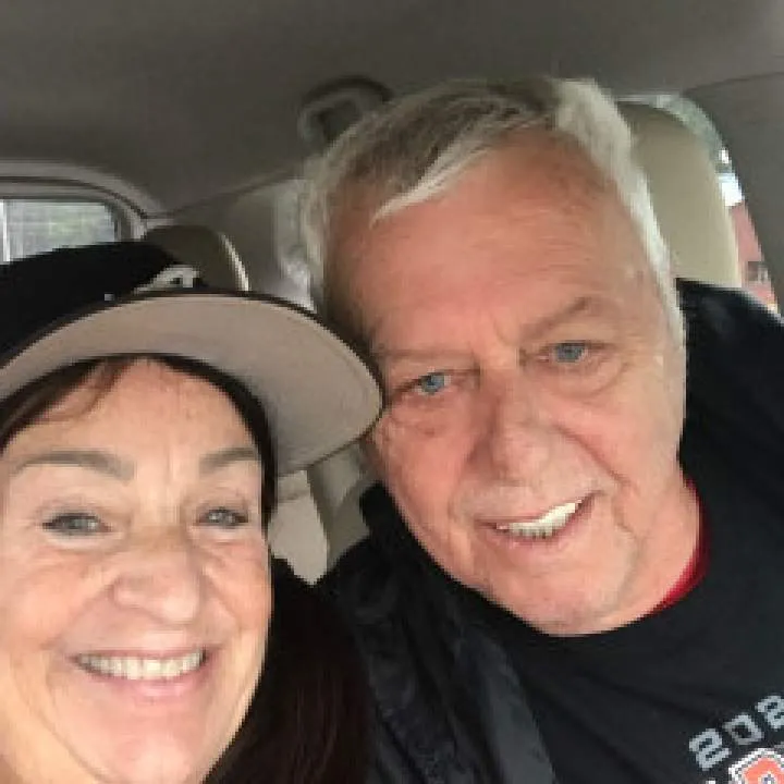 R&e Photo On Jungo Live