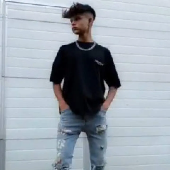 Andro.politik Photo On Jungo Live