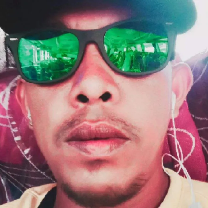 Tira Photo On Jungo Live