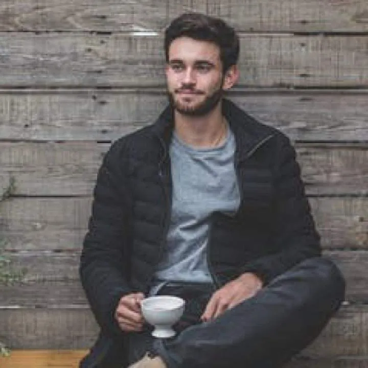 Rahulbluzz Photo On Jungo Live