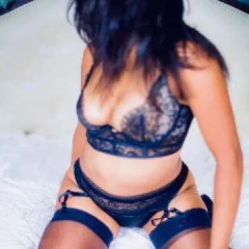 Moni Photo On Jungo Live