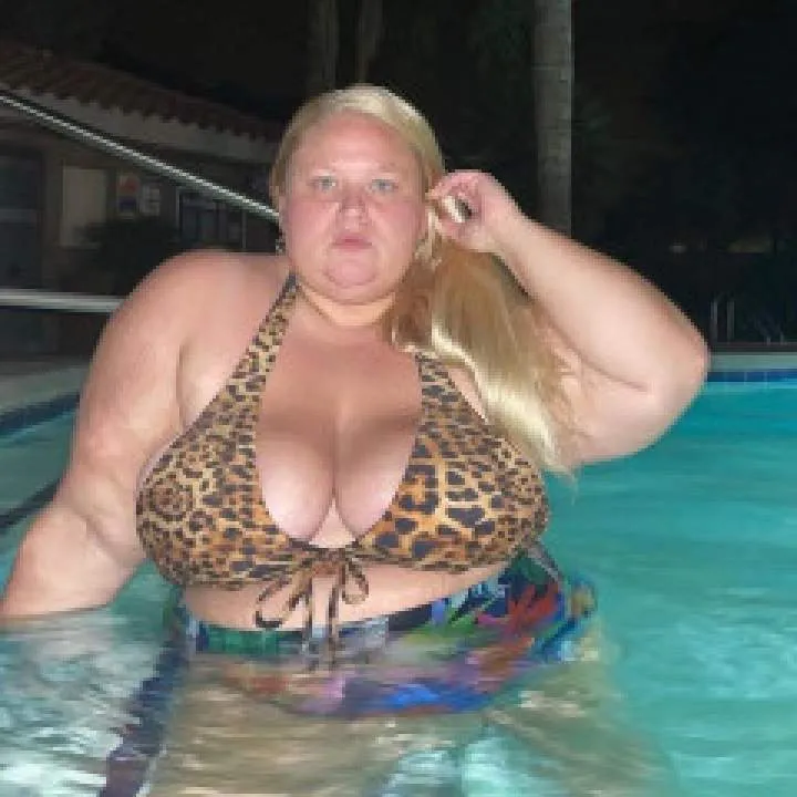 Legit-sugar-momma-heather Photo On Jungo Live