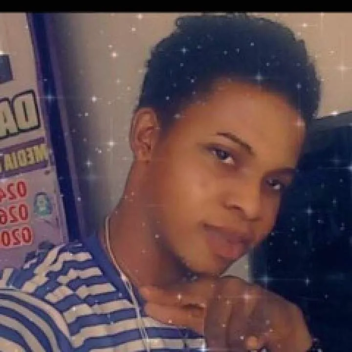 Brown De Pool Photo On Jungo Live