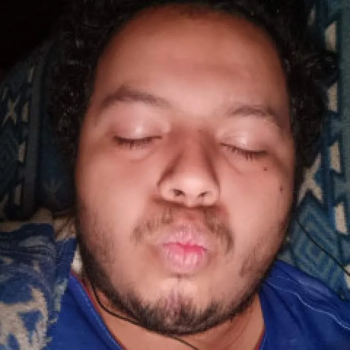 Álvaro Photo On Jungo Live