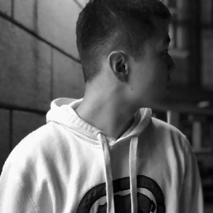 Yourstruly Photo On Jungo Live