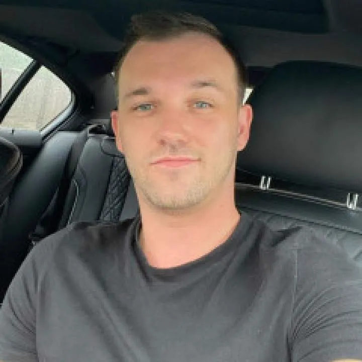 Max Photo On Jungo Live