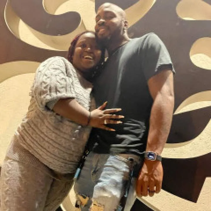 Dee Photo On Jungo Live