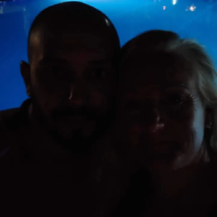 Sweetcouple Photo On Jungo Live