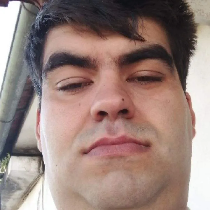 Miguel Single Photo On Jungo Live