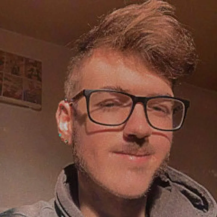 Damo Photo On Jungo Live