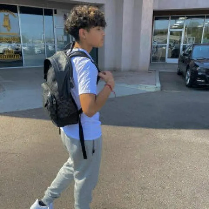 Henry Photo On Jungo Live