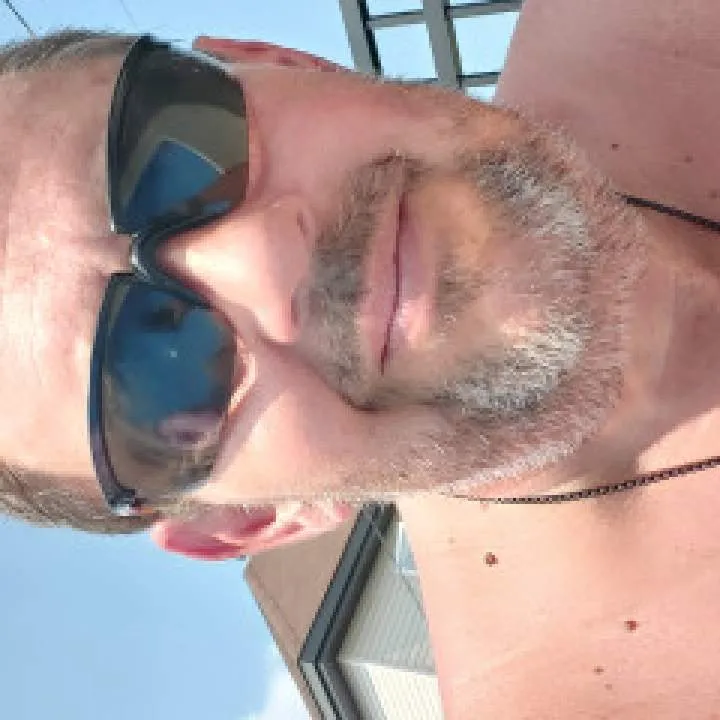 Bobby.... Photo On Jungo Live