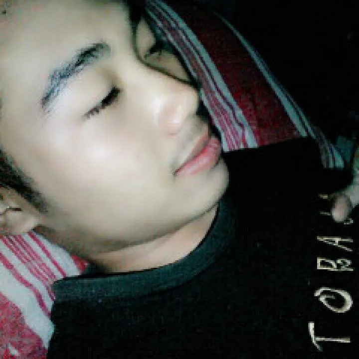 Riski Photo On Jungo Live