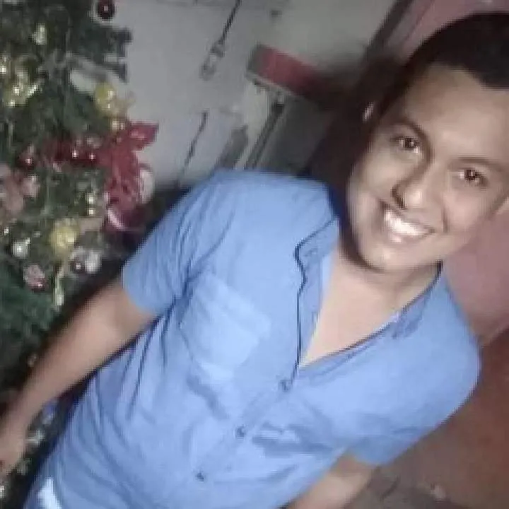 Luis Mi Photo On Jungo Live