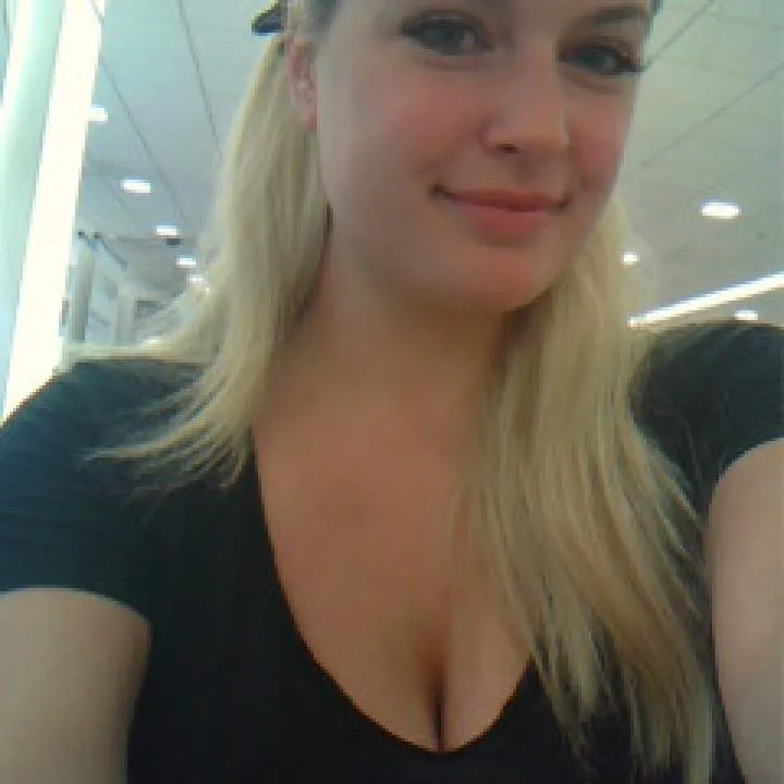 Danielle Photo On Jungo Live