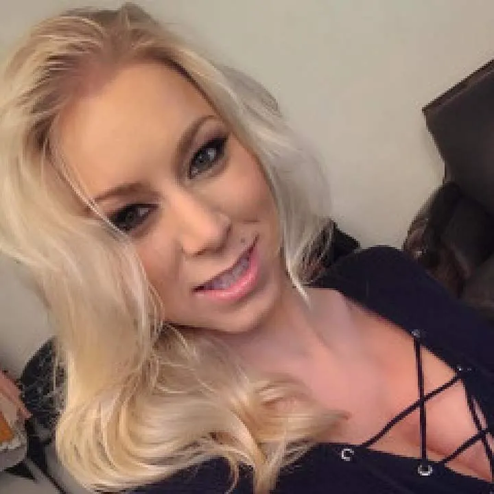 Ashley Photo On Jungo Live