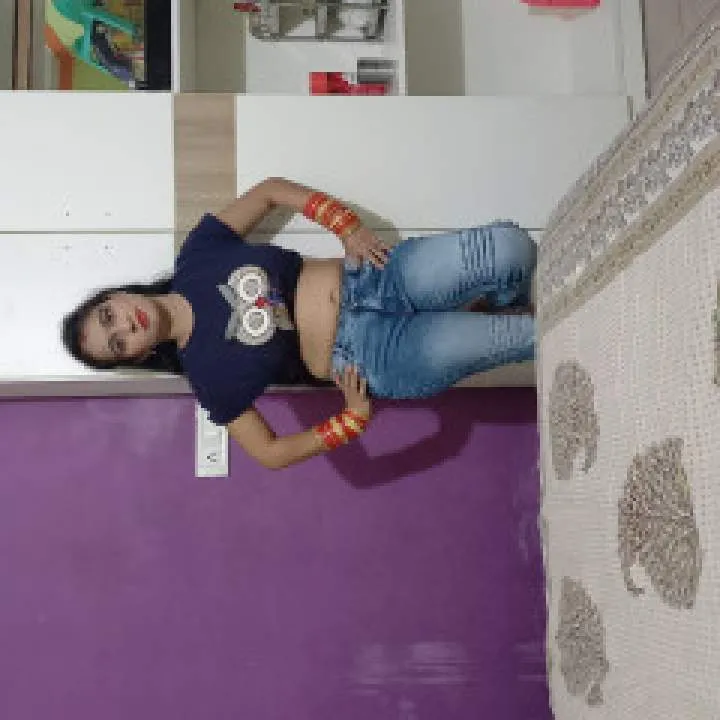 Komal Photo On Jungo Live