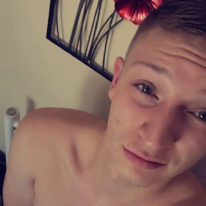 Blueeyeddevil97 Photo On Jungo Live