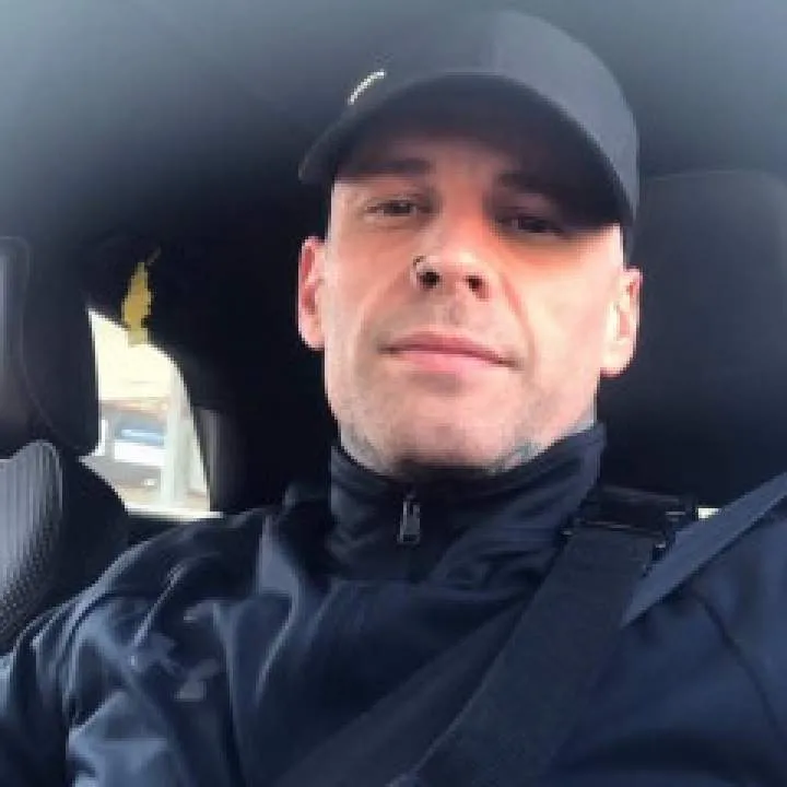 Dan Gleeballs Photo On Jungo Live