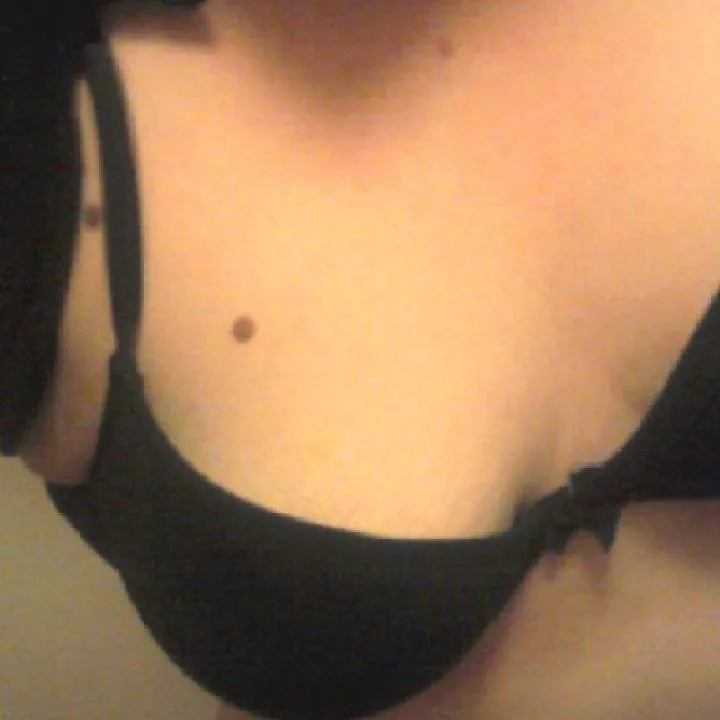 Bewitching Photo On Jungo Live