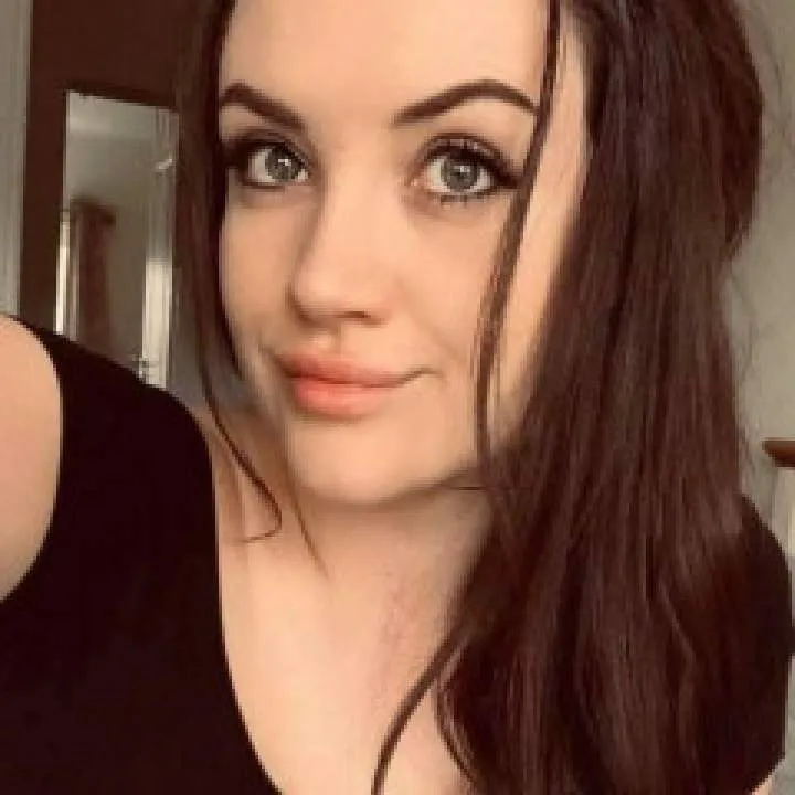 Helena Photo On Jungo Live